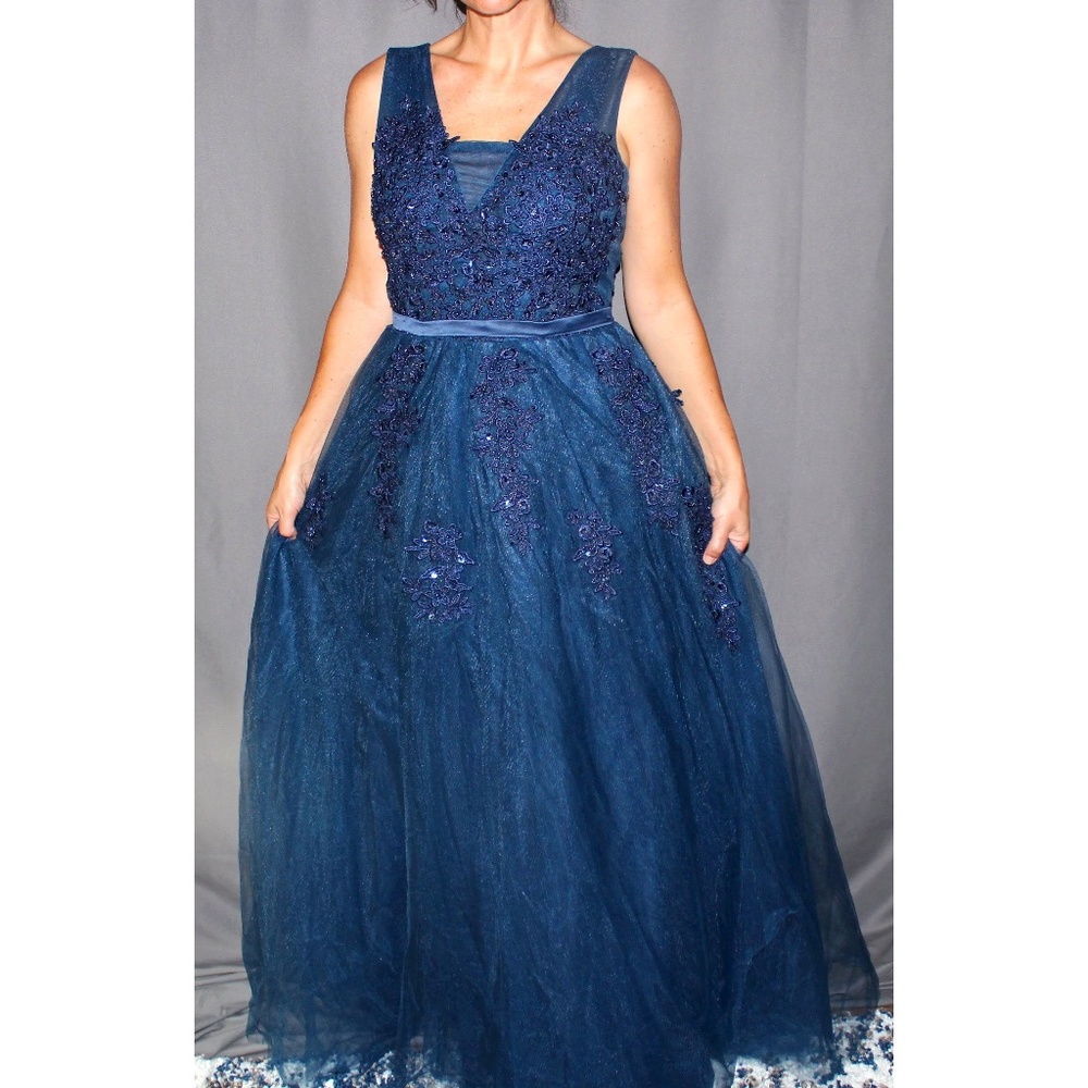 Navy Tulle A-Line Evening Dress – Size 6 | Babyonline Couture